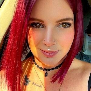 Meet your Posher, Alissa